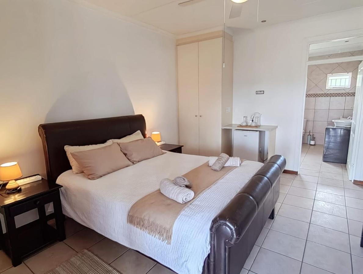 Aviators Paradise Guest House Mossel Bay Eksteriør bilde