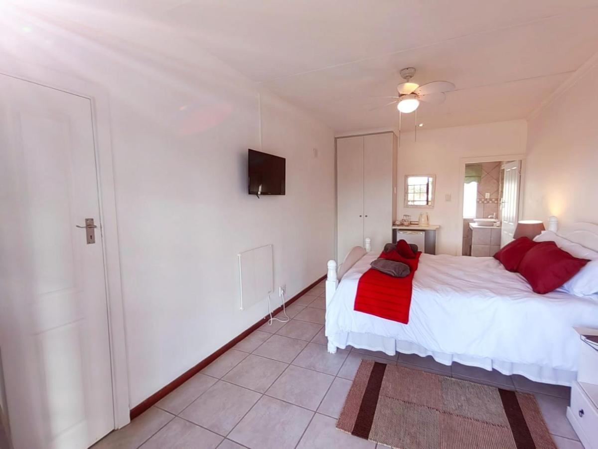 Aviators Paradise Guest House Mossel Bay Eksteriør bilde
